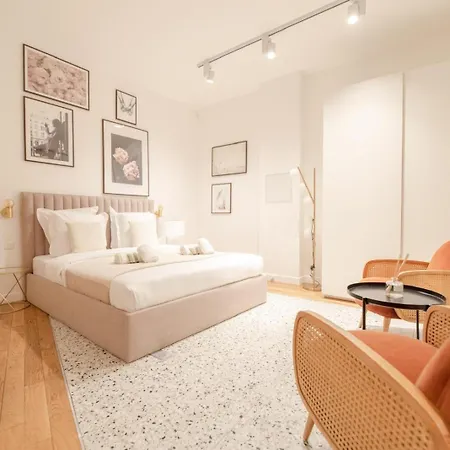 Apartment Marais Familial 2 *